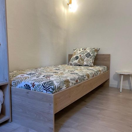 T2 Plein Centre Au 1Er Etage Avec Parking Prive Apartman Millau Kültér fotó
