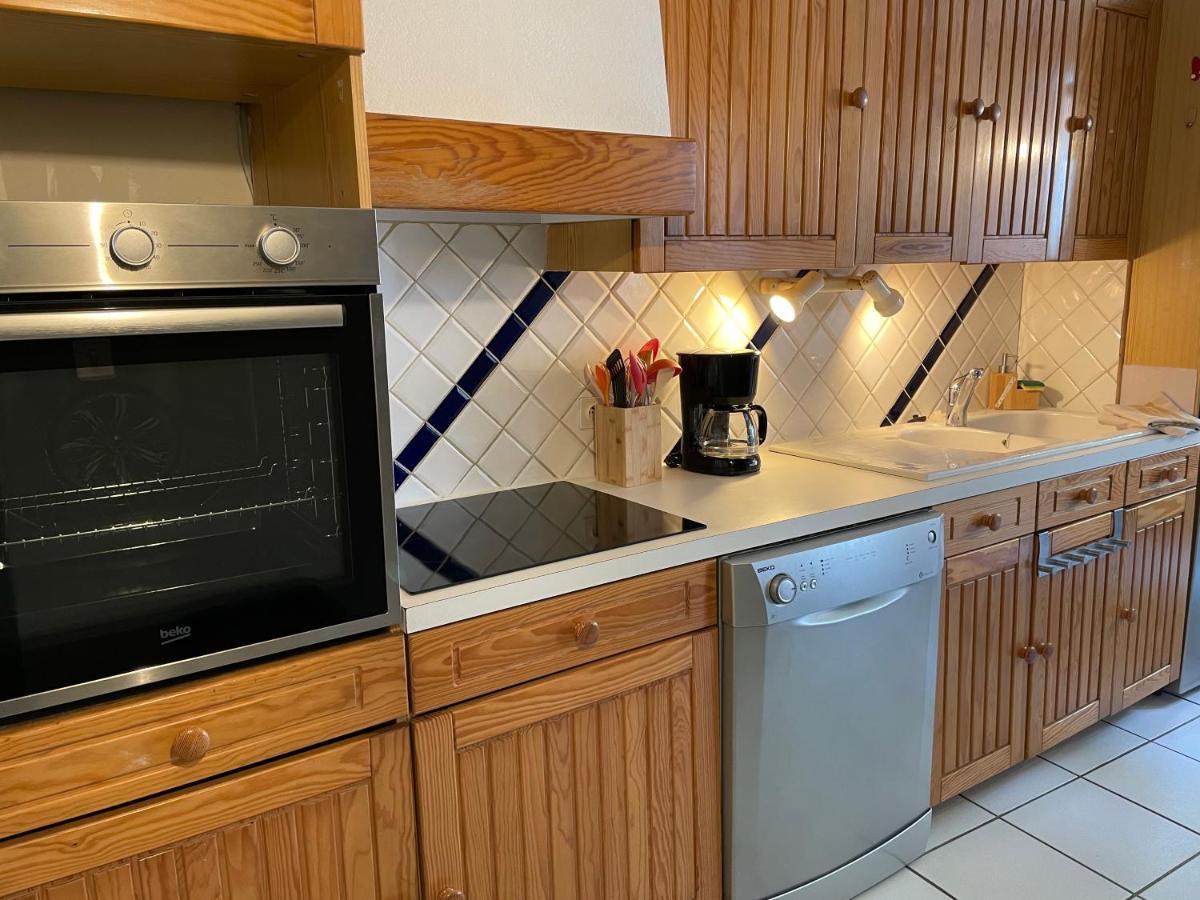 T2 Plein Centre Au 1Er Etage Avec Parking Prive Apartman Millau Kültér fotó