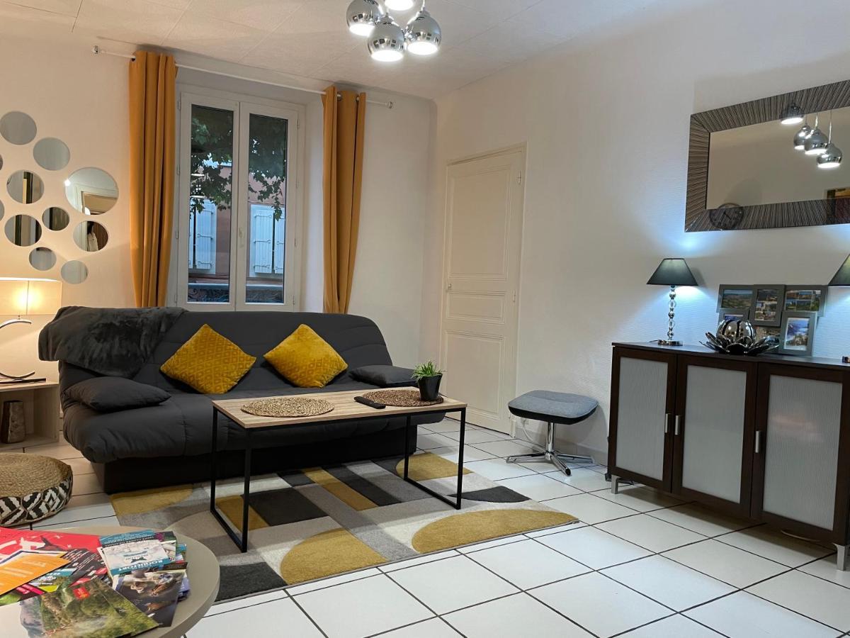 T2 Plein Centre Au 1Er Etage Avec Parking Prive Apartman Millau Kültér fotó